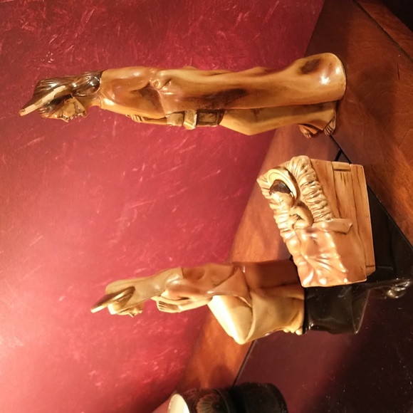 Vintage Manor House Hand Painted Nativity Set - Mary, Joseph & Baby Jesus - Picture 2 of 8